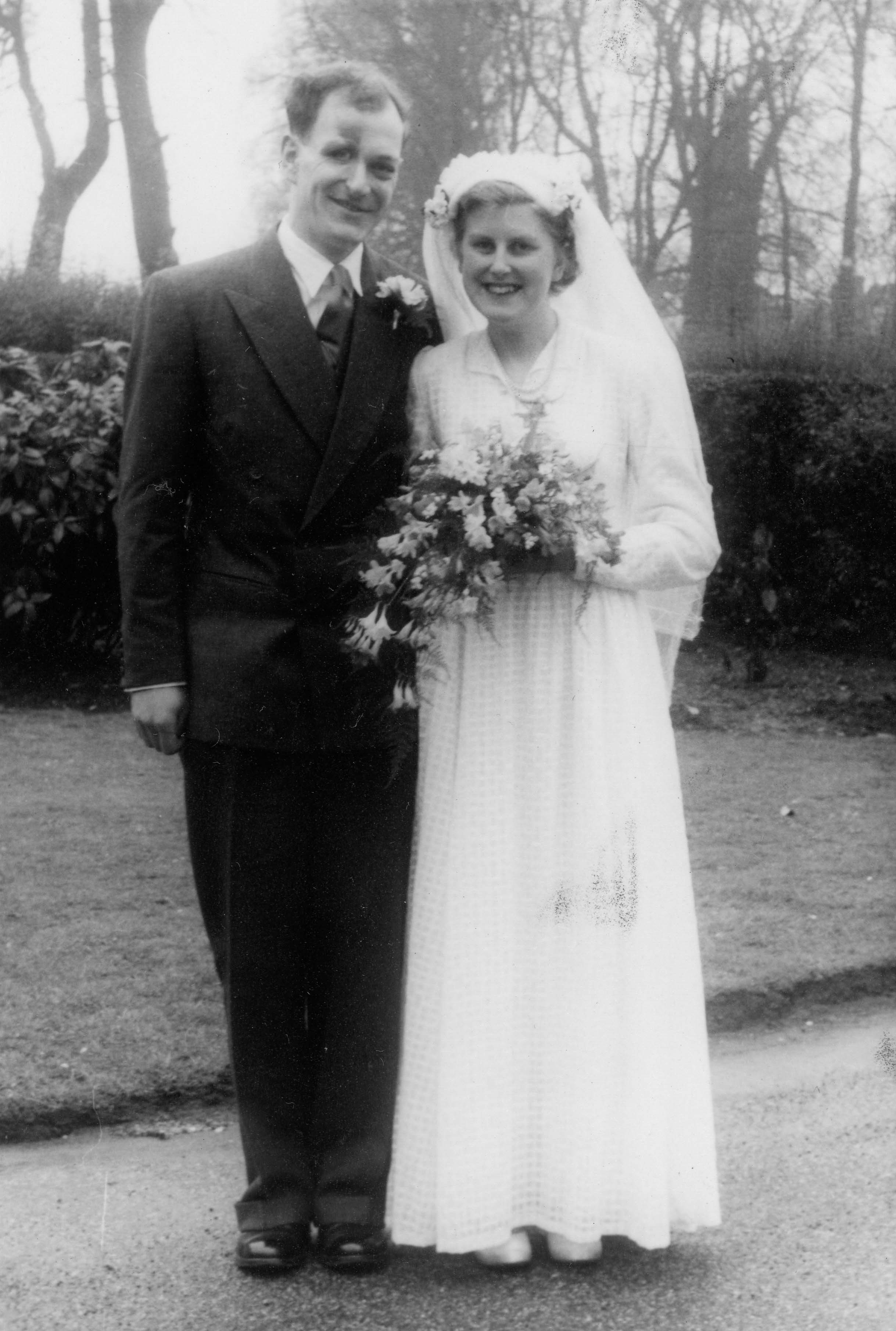 Marriage of Leslie Lee & Marion Grout, spring 1953