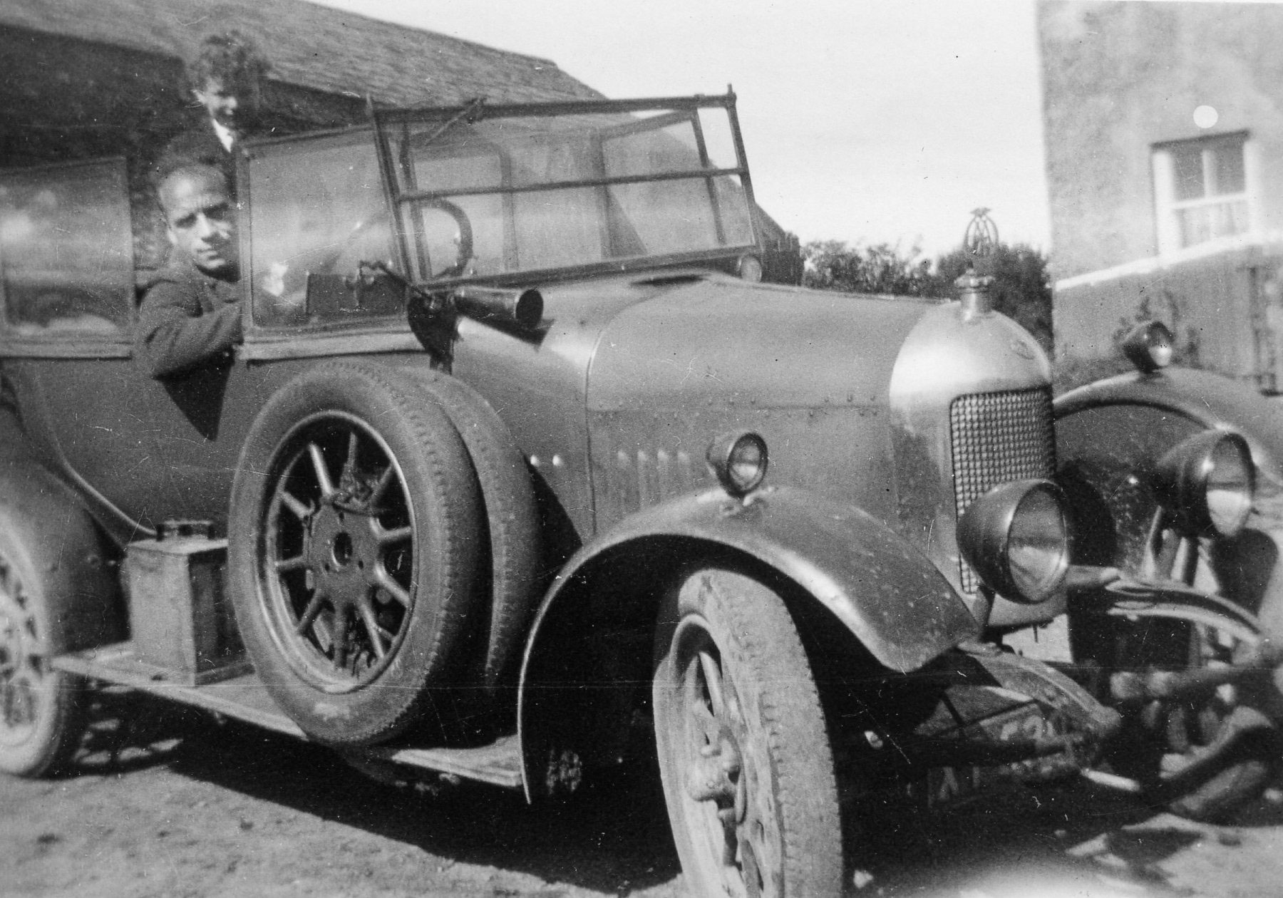 Walter & Roy Spurgeon at Welcombe in his Bullnose Morris Cowley