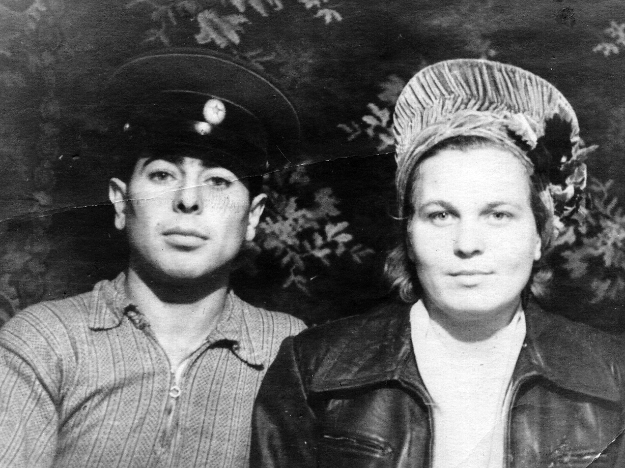 Grigori & Genrietta Yamalyants, Luga, 1957