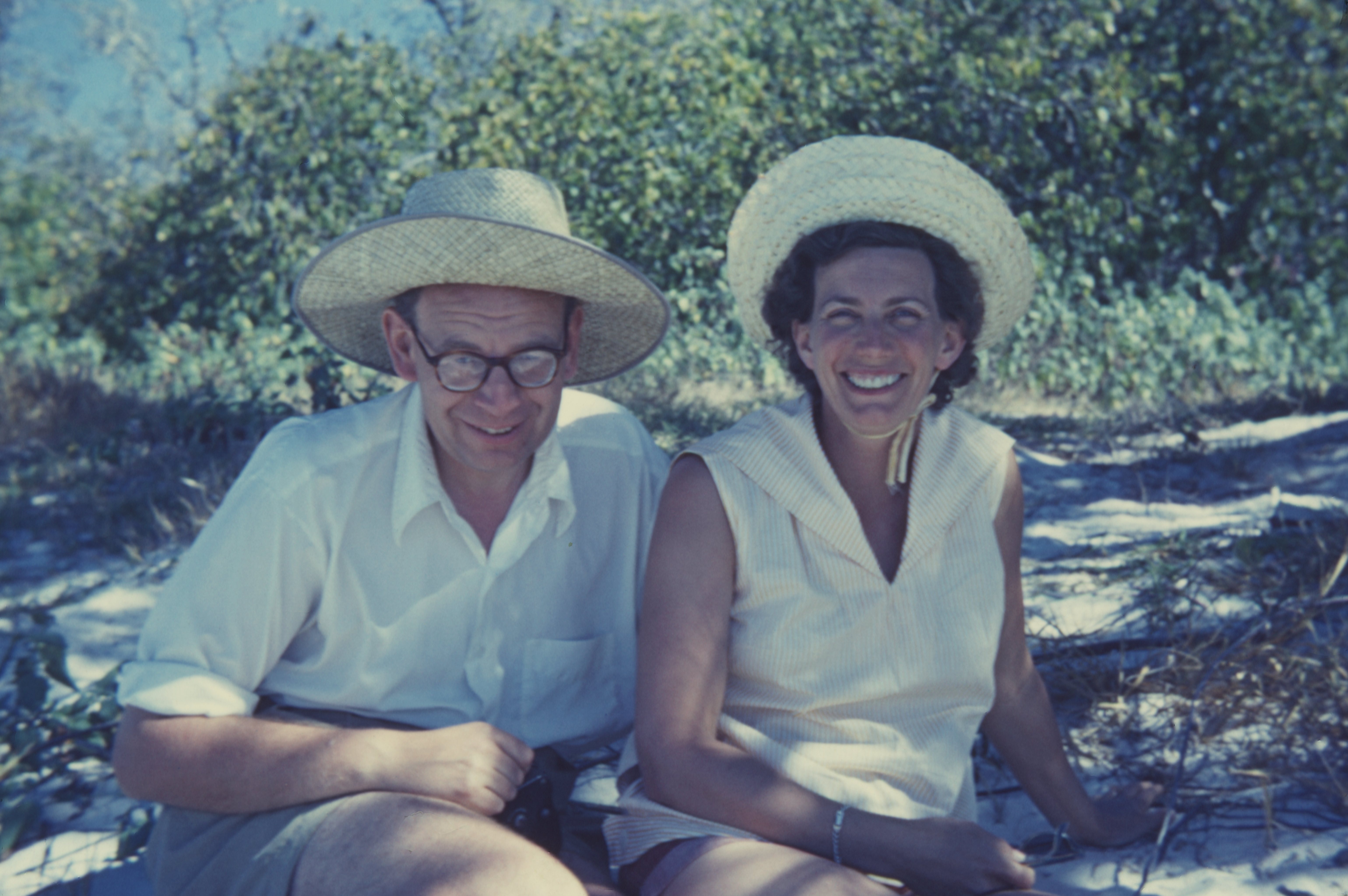 Roy & Joan Spurgeon on Heron Island