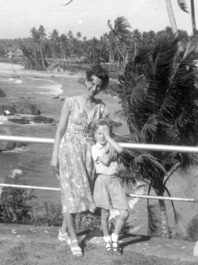 Joan & Paul near Colombo, Ceylon