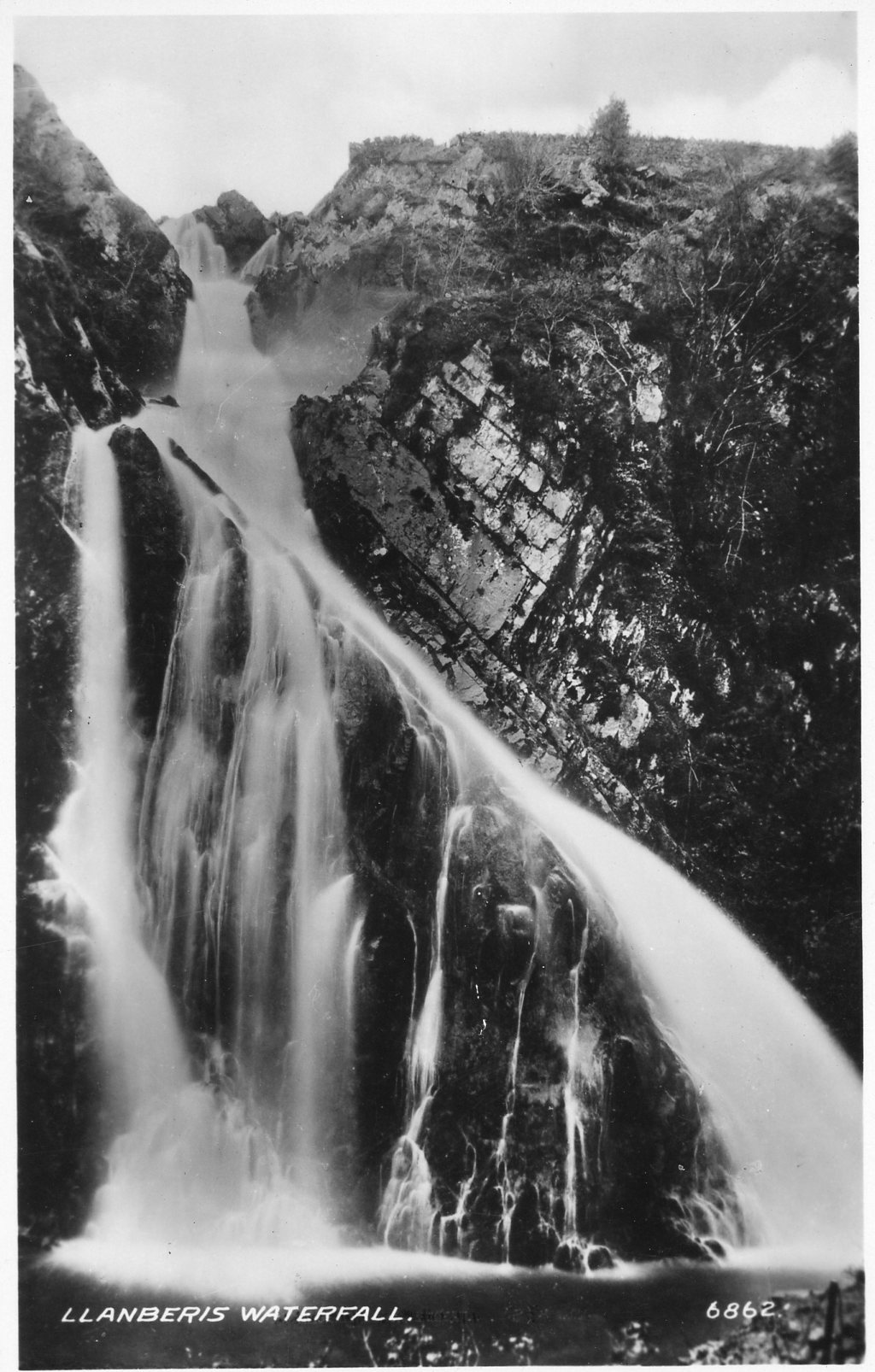 Llanberis Waterfall (#6862)