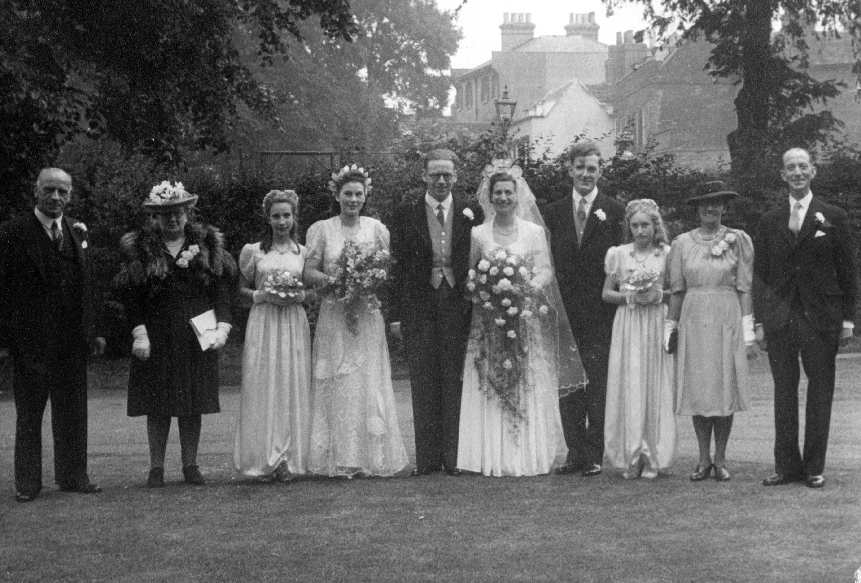 Walter & Nellie Spurgeon, Joan Rothon, Joyce Brien, Roy, Joan, Leslie Lee, Gillian Spurgeon, Maude & Jim Lee (left to right)