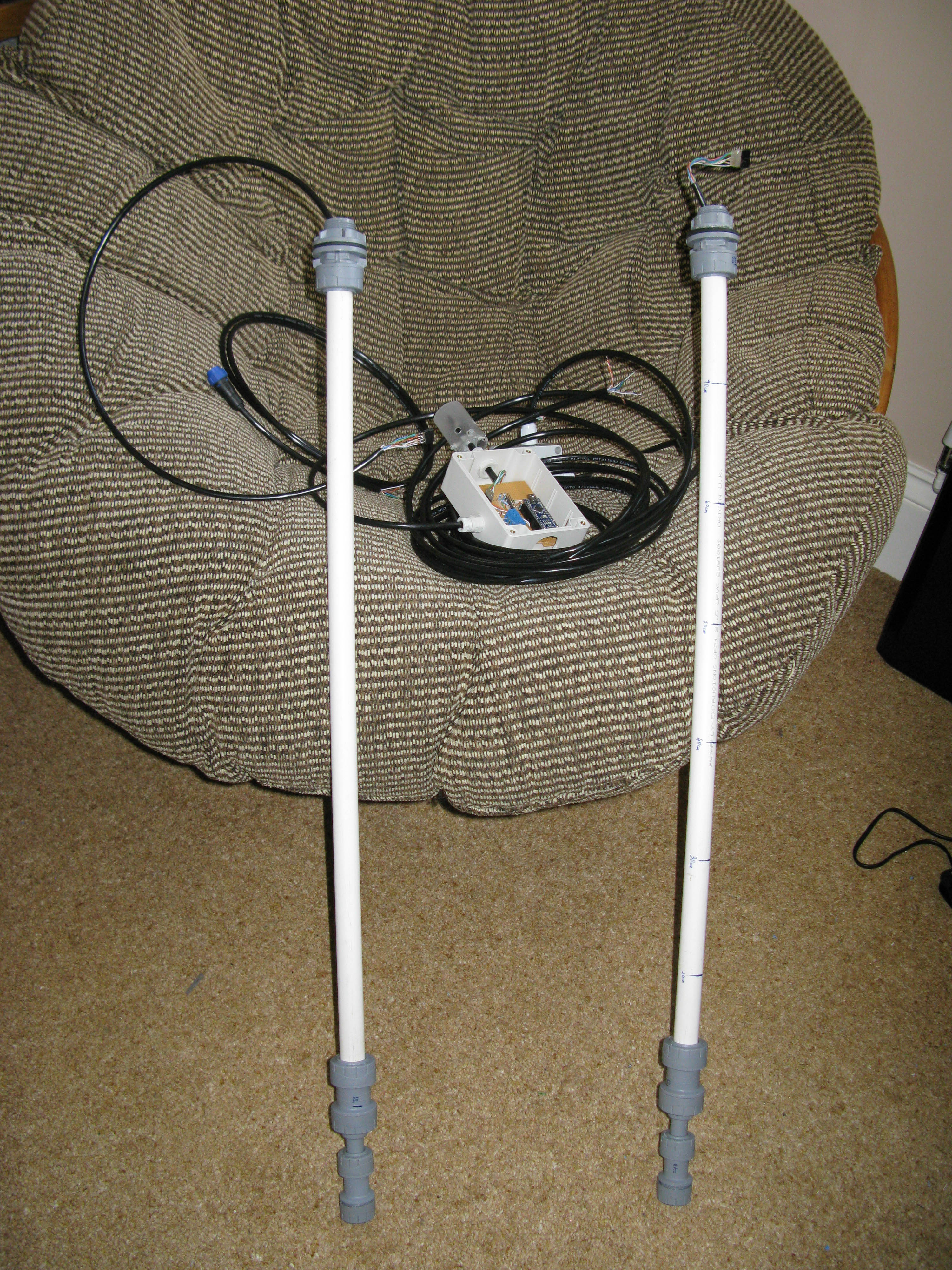 Complete assembly with 22mm pipe, cable & control box