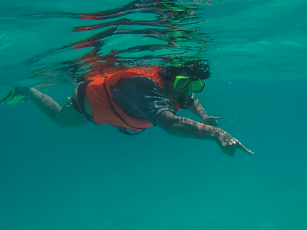 Irina spotting a manta ray